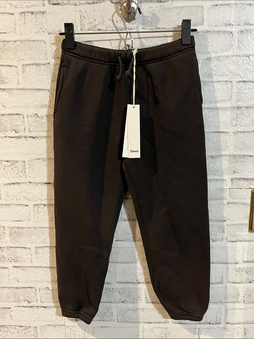 NWT Elwood gray organic cotton sweatpants